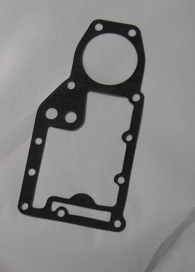 304545 - OMC Gasket Power head to lower unit